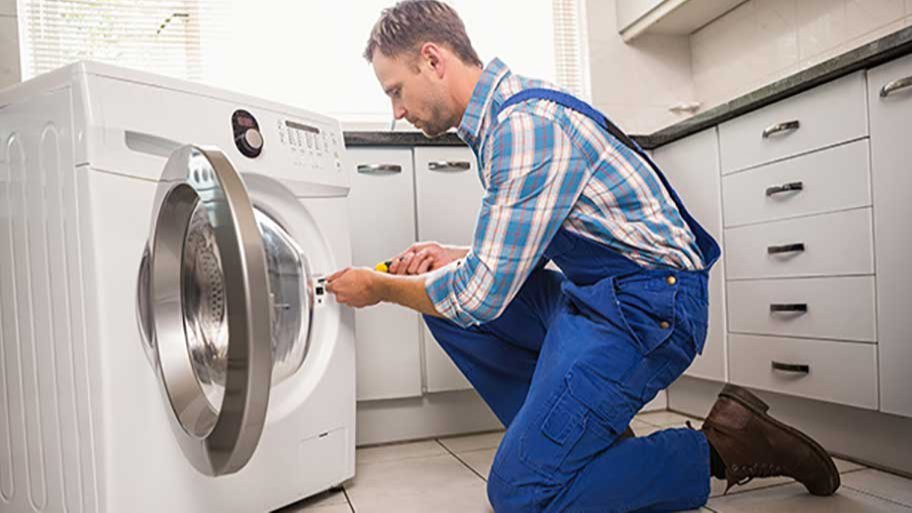 LG Semi-Automatic Washing Machine